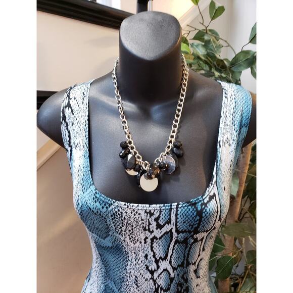 Good Time Long Maxi Dress Womens S Multi Snakeskin Print Scoop Neck Peplum Hem S - Picture 7 of 12